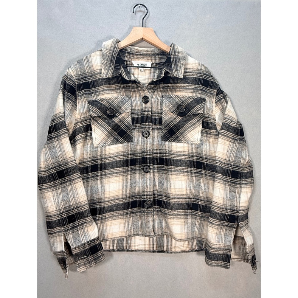 BB Dakota Steve Madden Plaid Shacket XL‎ Black Tan Cream Button Front CL42549W